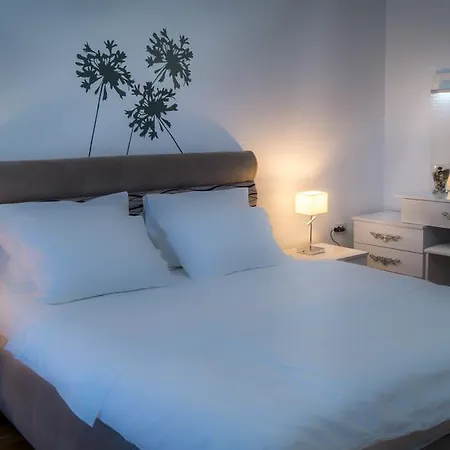 Apartment Luxury Center Budva